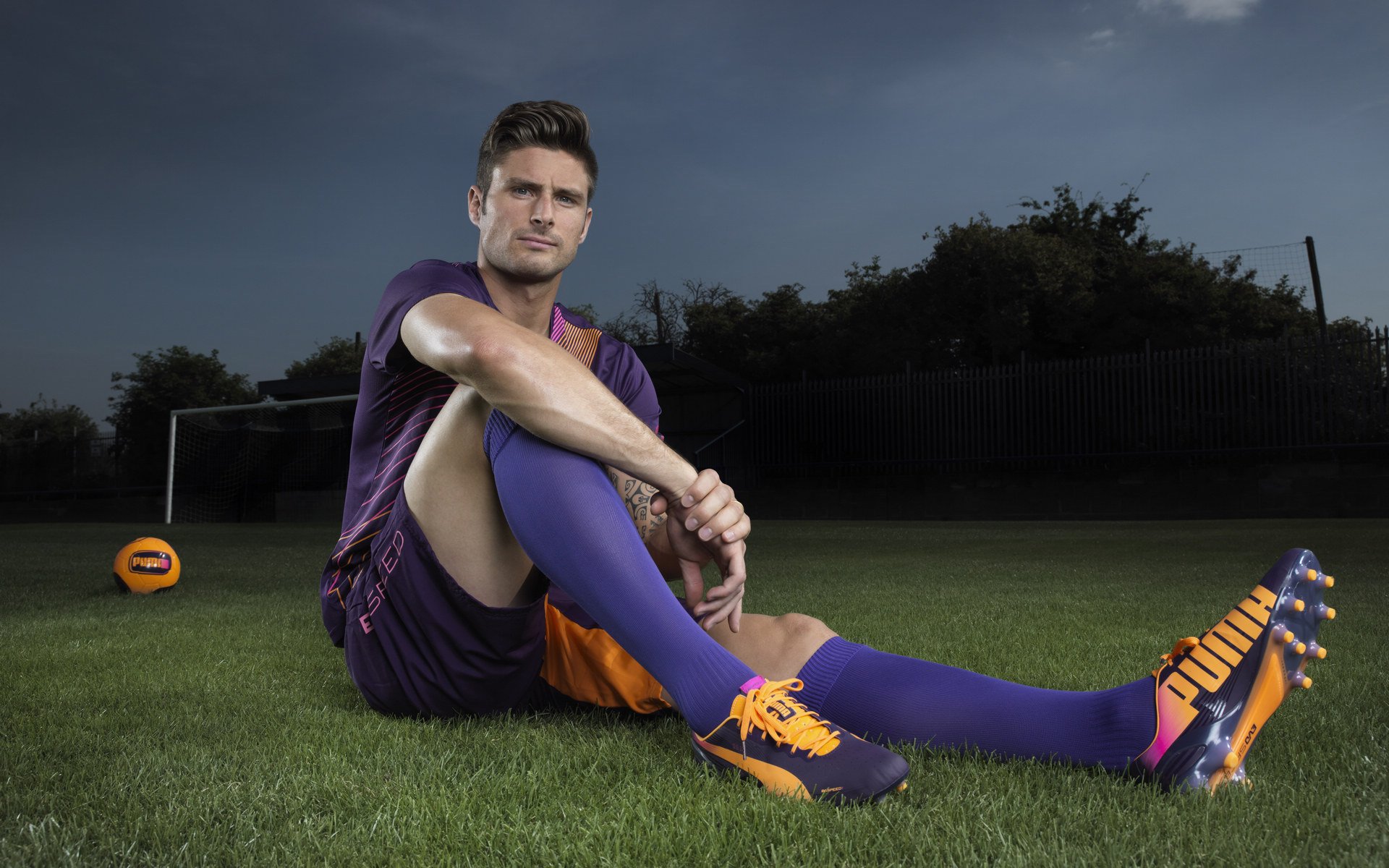 国足主帅谈球队未来规划，国足未来球员